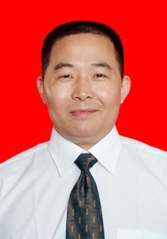 仝墨泽