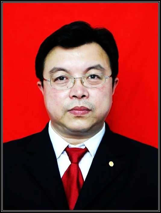 许楠