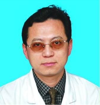 周默巍