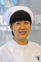 李佳