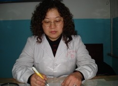 李东华