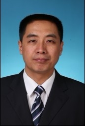 菅向东