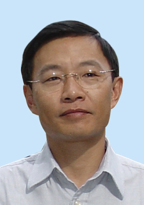 李立