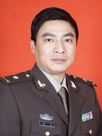 陈宏