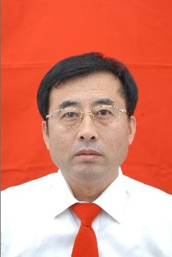 管锡普