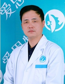 王铭