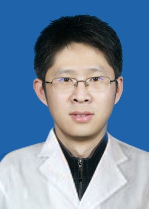 李伟