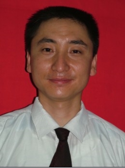 赵君