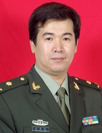 田孝臣