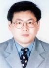 周雄根