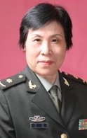 崔英